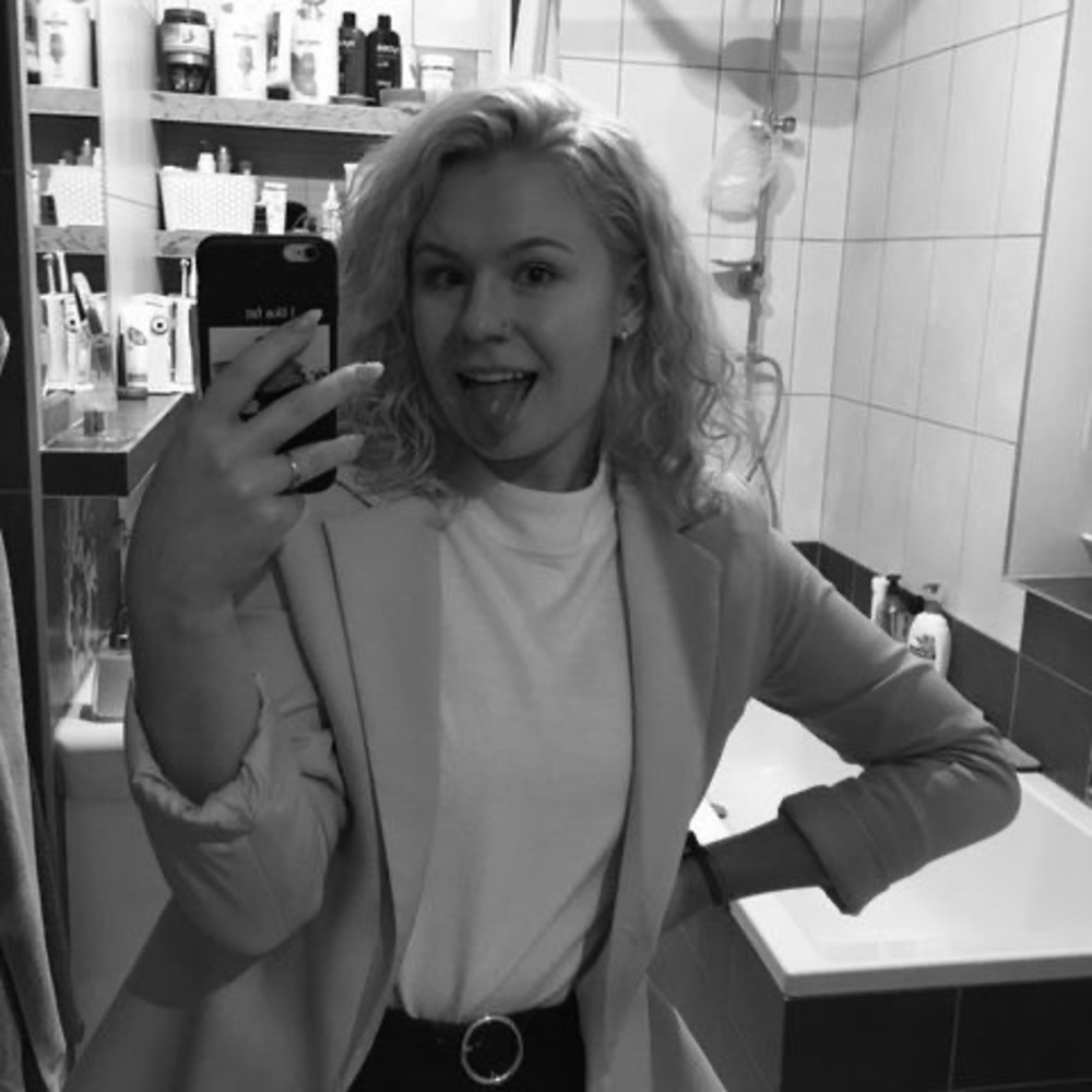 Meet your Posher, Gabi